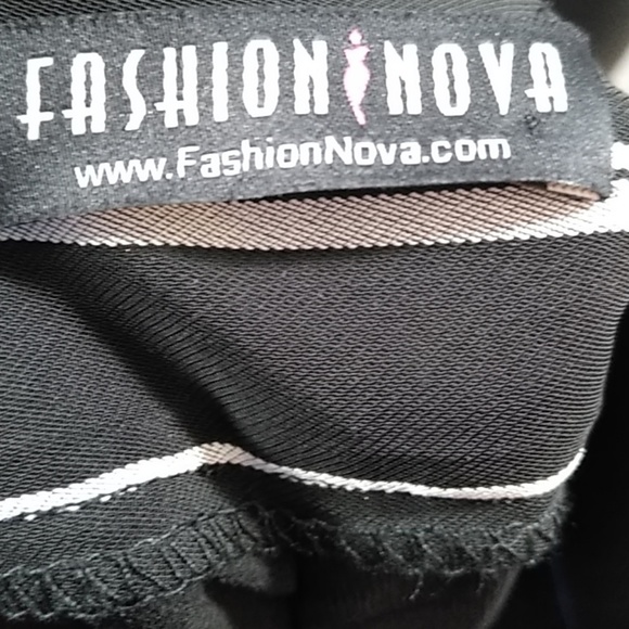 Black and white striped pants - Picture 6 of 6